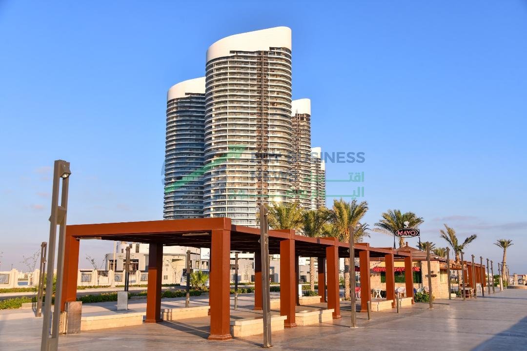 وزير الإسكان يهنيء شركة المقاولون العرب بمناسبة حصد 5 جوائز - إيجي بيزنس 3 b9b52e - إيجي بيزنس