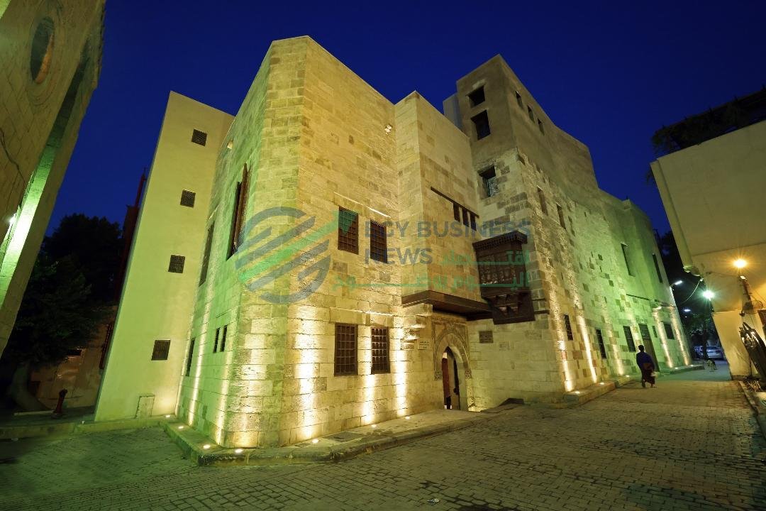 وزير الإسكان يهنيء شركة المقاولون العرب بمناسبة حصد 5 جوائز - إيجي بيزنس 4 101324 - إيجي بيزنس