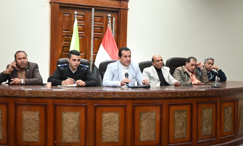 علاء عبد اللاه لحل أزمة تكدسات المرور ... توفير مكان بديل كحل مؤقت للباعة الجائلين بالعاشر - إيجي بيزنس 4 caa158 - إيجي بيزنس