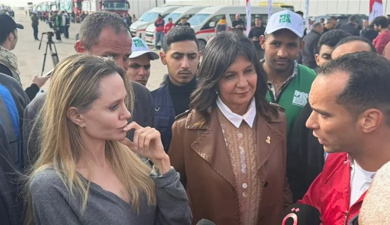 أنجلينا جولي من معبر رفح تطالب بتسريع إدخال المساعدات الإنسانية إلى قطاع غزة - إيجي بيزنس file 1767387720 9a40b8 - إيجي بيزنس